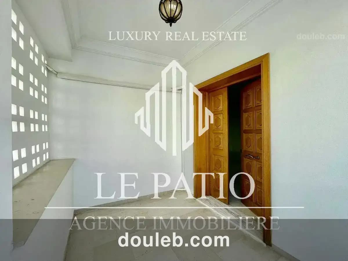 Etage de villa s3 a la marsa - Miniature 5