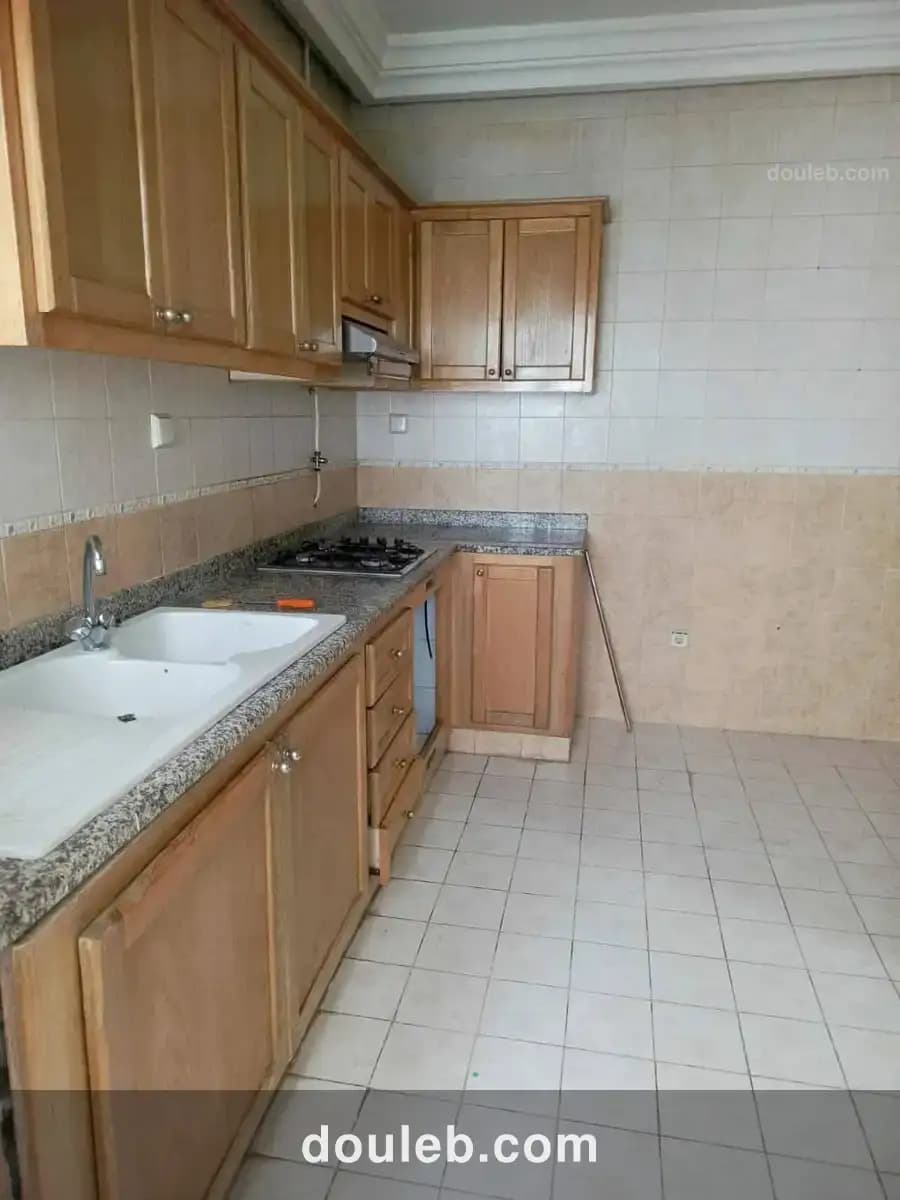 Ennasr 2 appt s2 bien situé 1100 dt - Miniature 5