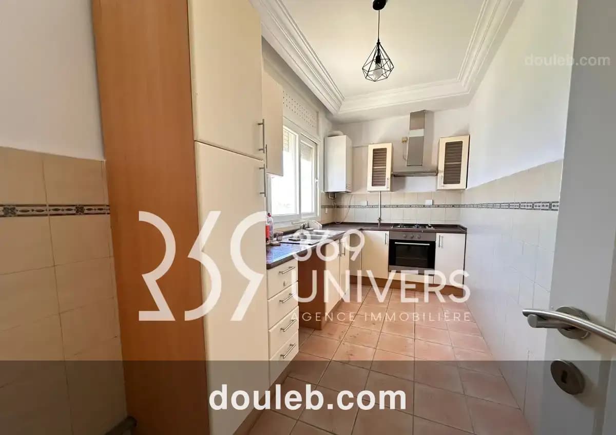 Appartement avec terrasse à la marsa ref ra167 - Miniature 2