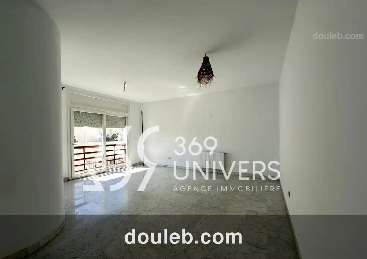 Appartement avec terrasse à la marsa ref ra167 - Miniature 3