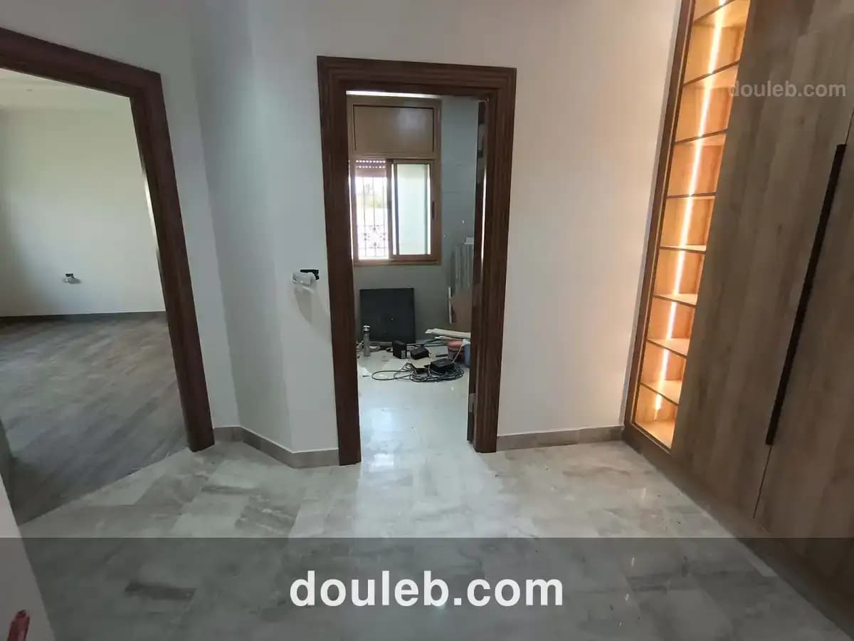 Villa presque fini a tbolbi à Tunis