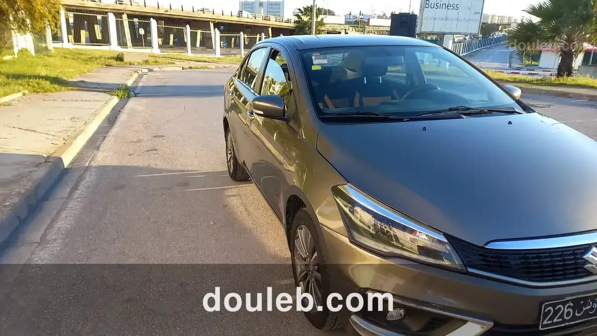 Suzuki ciaz 1ère main de chez un particulier - Photo 1