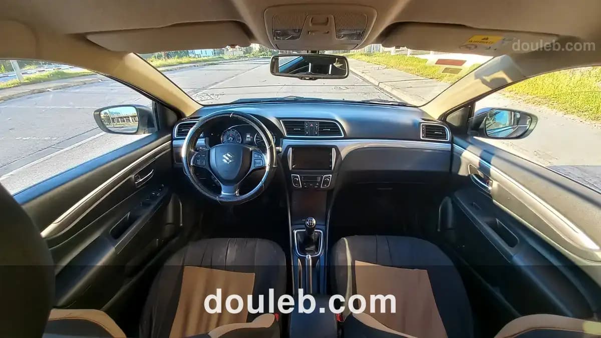 Suzuki ciaz 1ère main de chez un particulier - Miniature 3