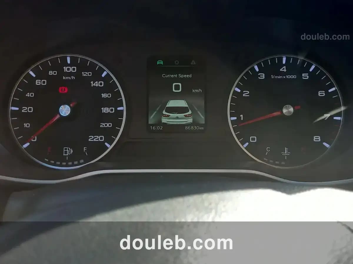 Tres propre voiture mg - Miniature 4