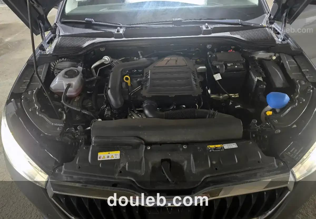 Skoda scala tsi essence - Miniature 4