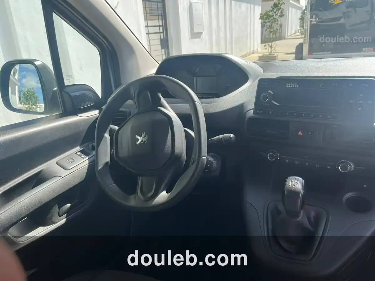 Peurgeot partner - Photo 1