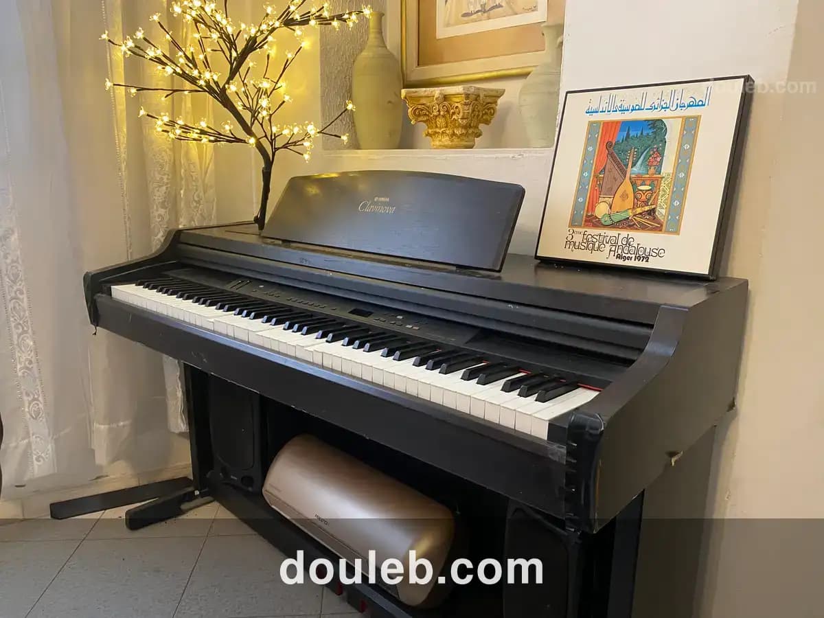 Ancien piano électrique yamaha clavinova clp 840 - Miniature 3