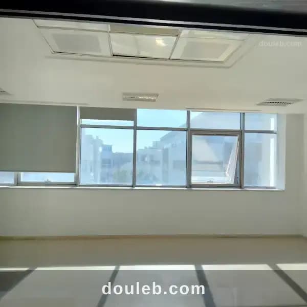 Super immeuble bureautique 4400 m2 au lac 2 - Miniature 4