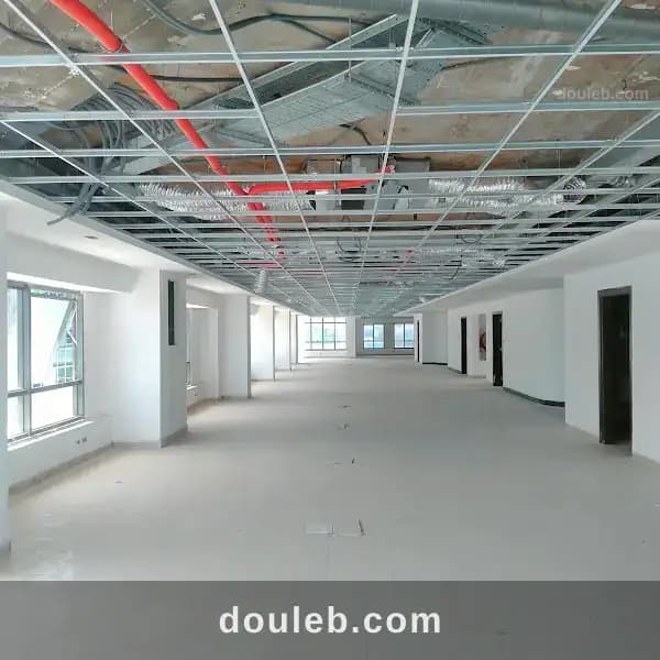 Immeuble neuf 4500 m2 au lac 1 - Photo 1