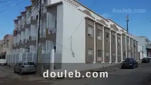 Al app dans une immeuble nogra - Miniature 3