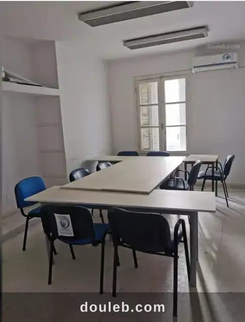 Bureau ariana - Miniature 3