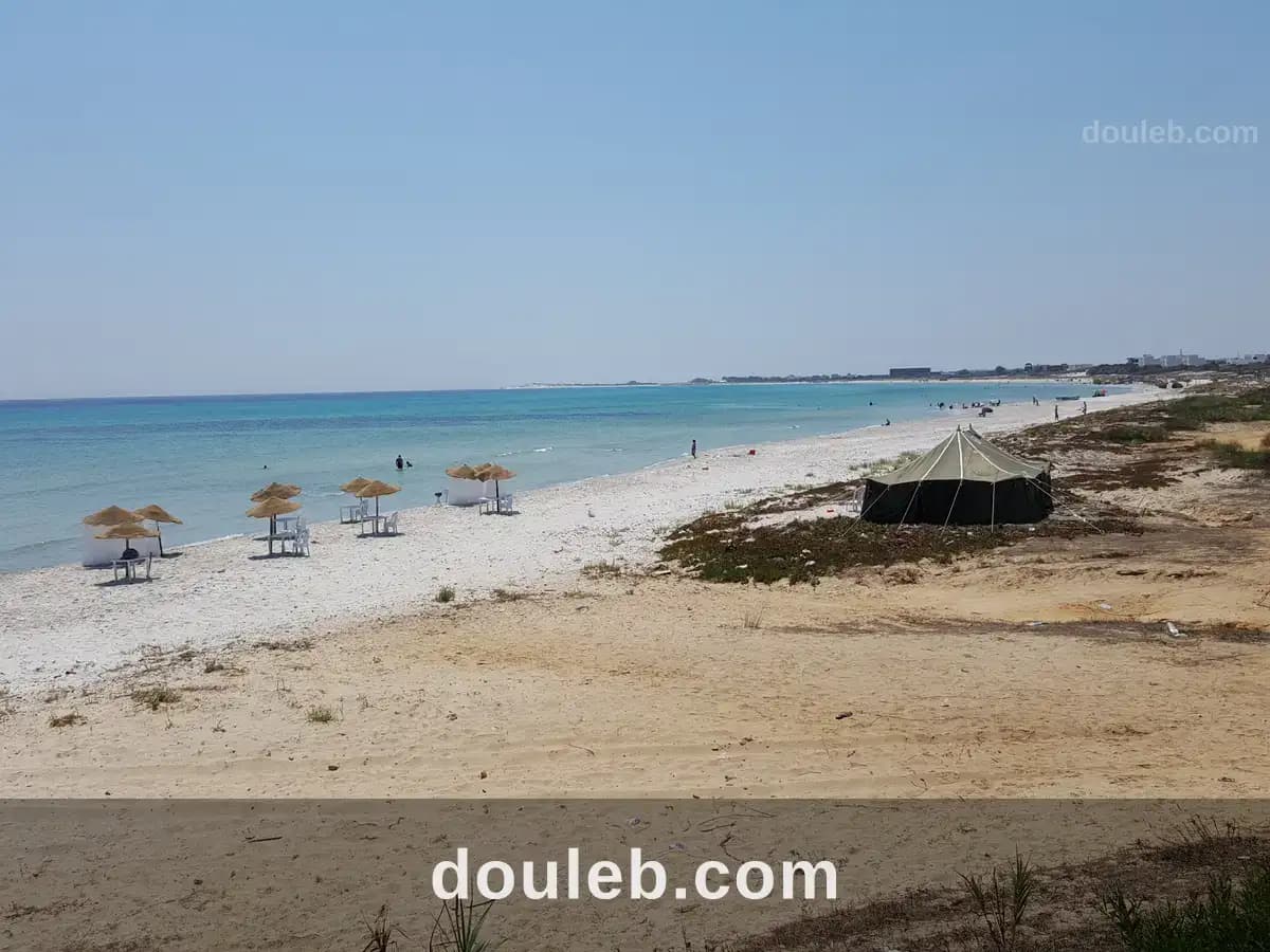 Offre exceptionnel au bord de la mer - Photo 1