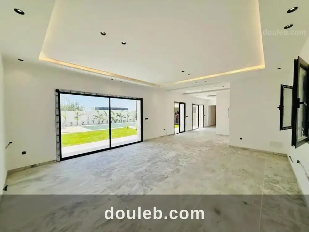 V635 villa majestic - Miniature 2