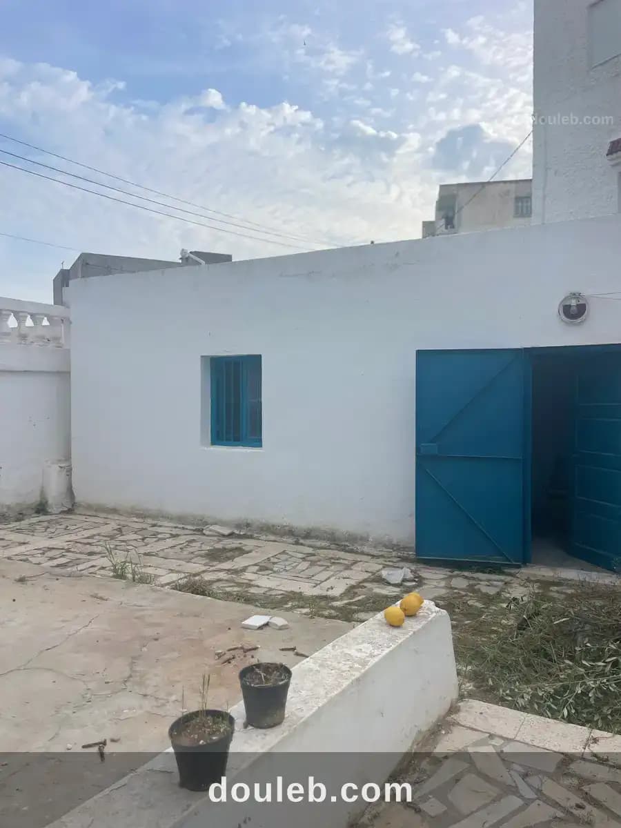 Villa avec jardin dans un quartier calme - Photo 1