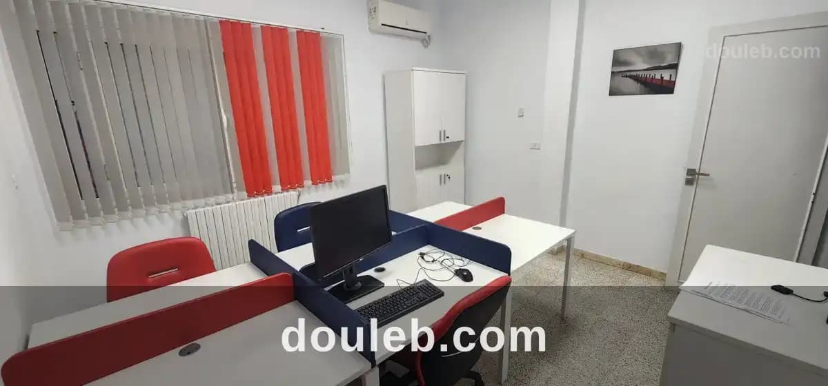 Étage de villa usage bureautique - Photo 1