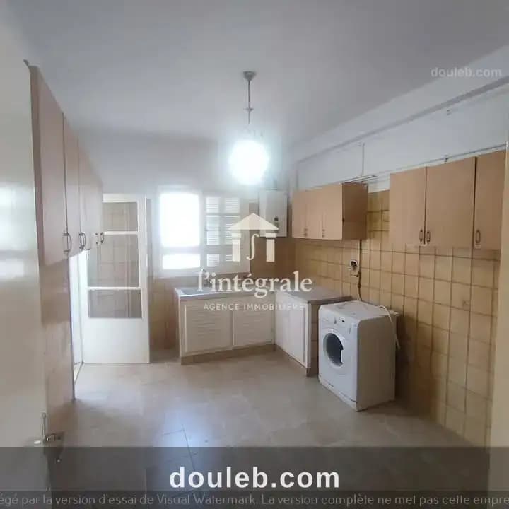 Rez de chaussée en s3 avec terrasse - Photo 1