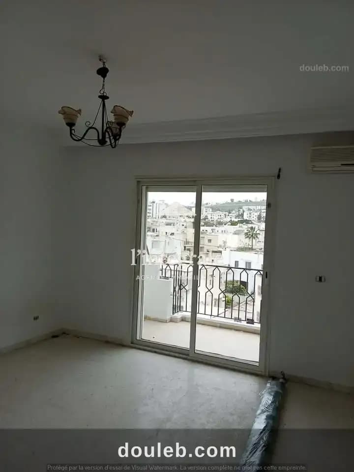 Appartement s3 avec terrasse - Miniature 4
