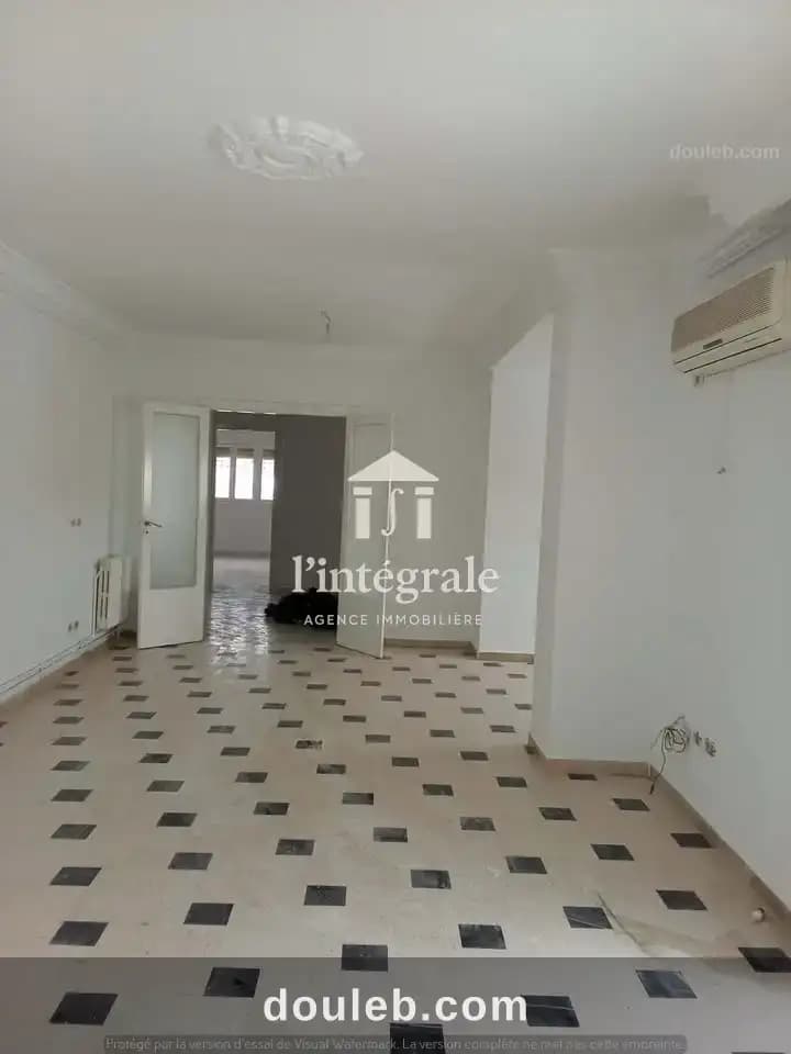 Appartement s3 avec terrasse - Miniature 5