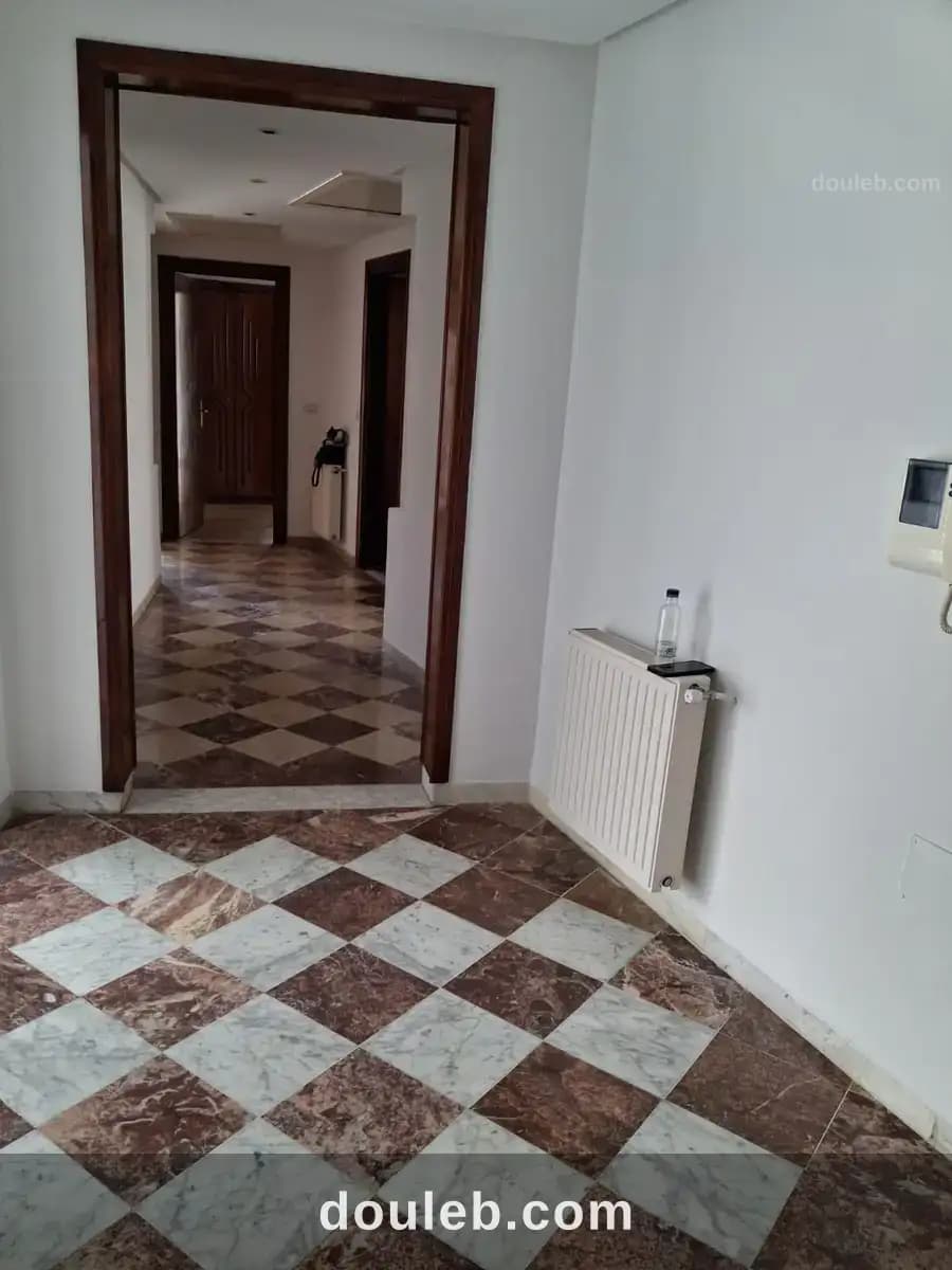 Appartement 3 pièces et salon - Photo 1