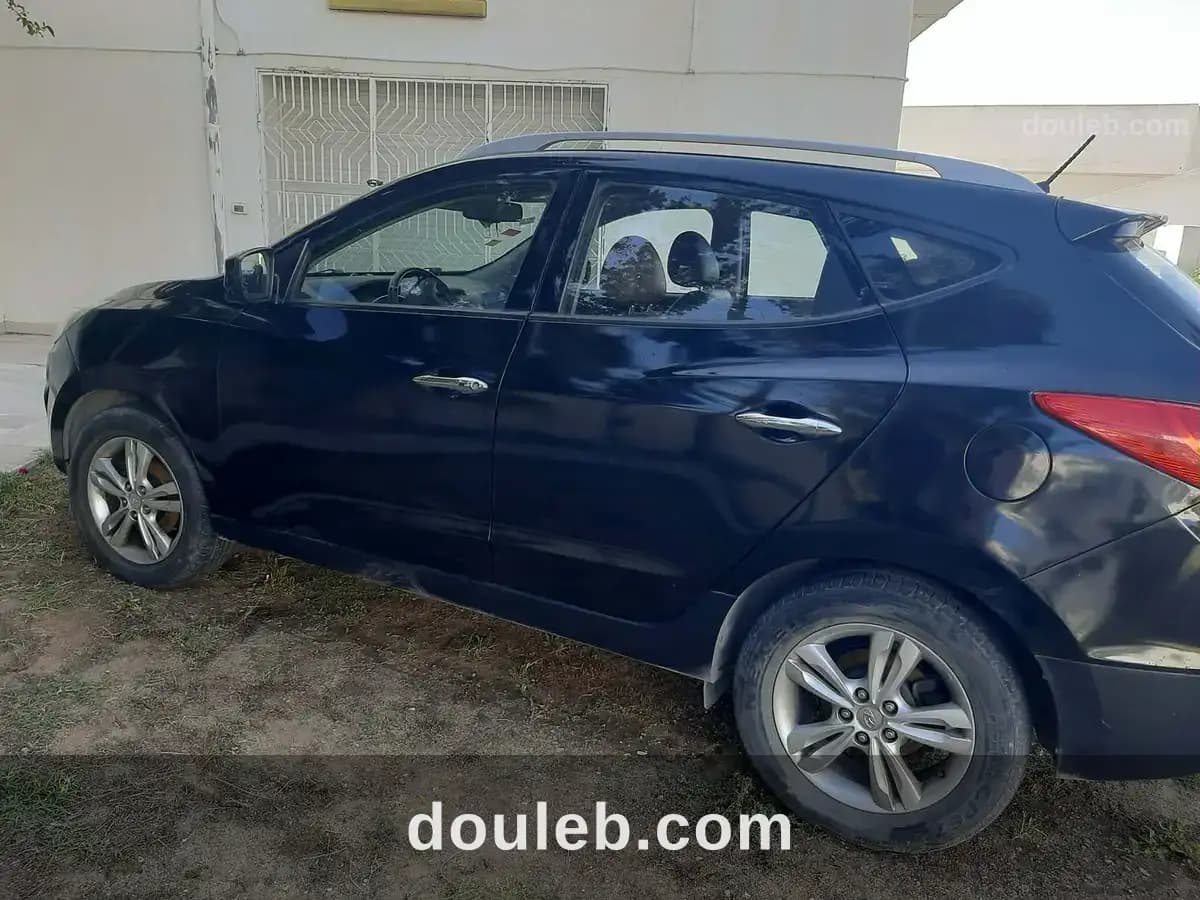 Hyundai i35 très bon état - Miniature 5