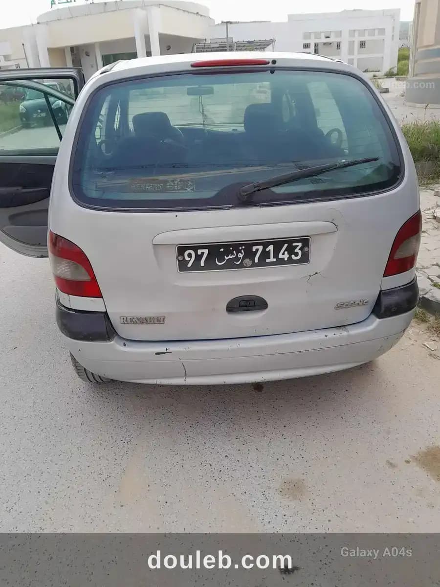 Renault scenic - Miniature 3