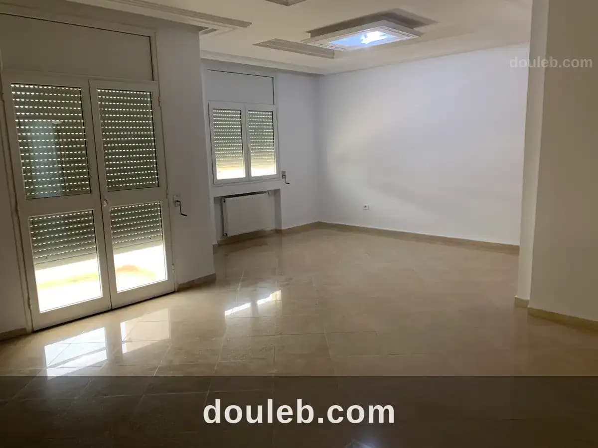 Superbe appartement haut standing à ain zaghouan - Miniature 2