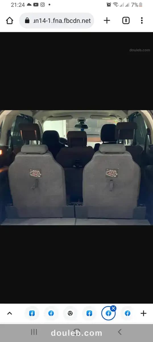 Voiture 7 places avec chauffeur - Miniature 2