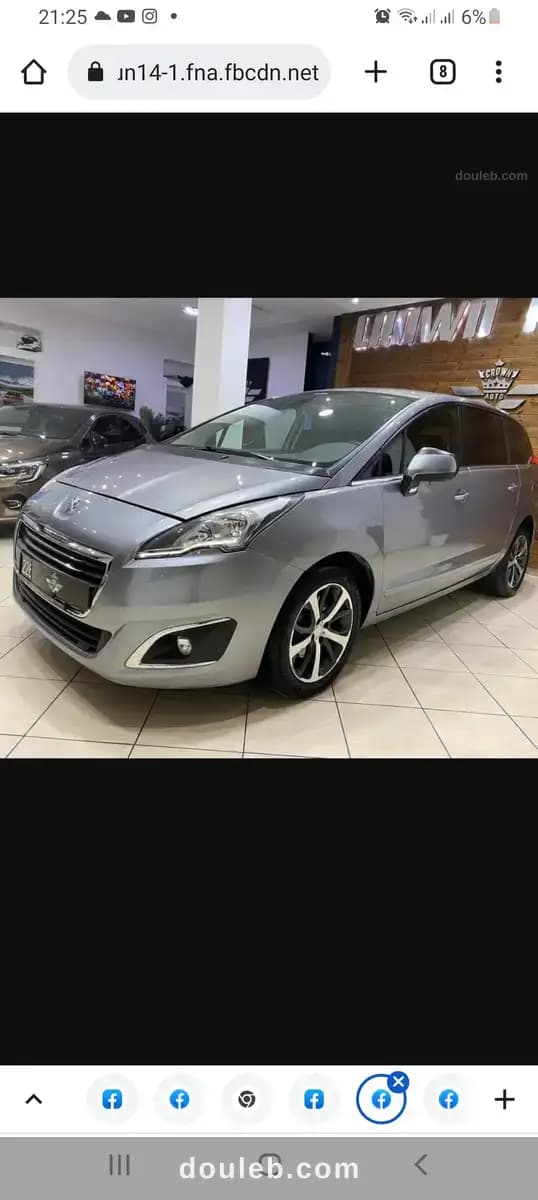 Voiture 7 places avec chauffeur - Miniature 3