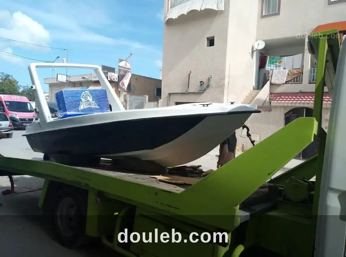 Bateau pour 5 personne - Miniature 2
