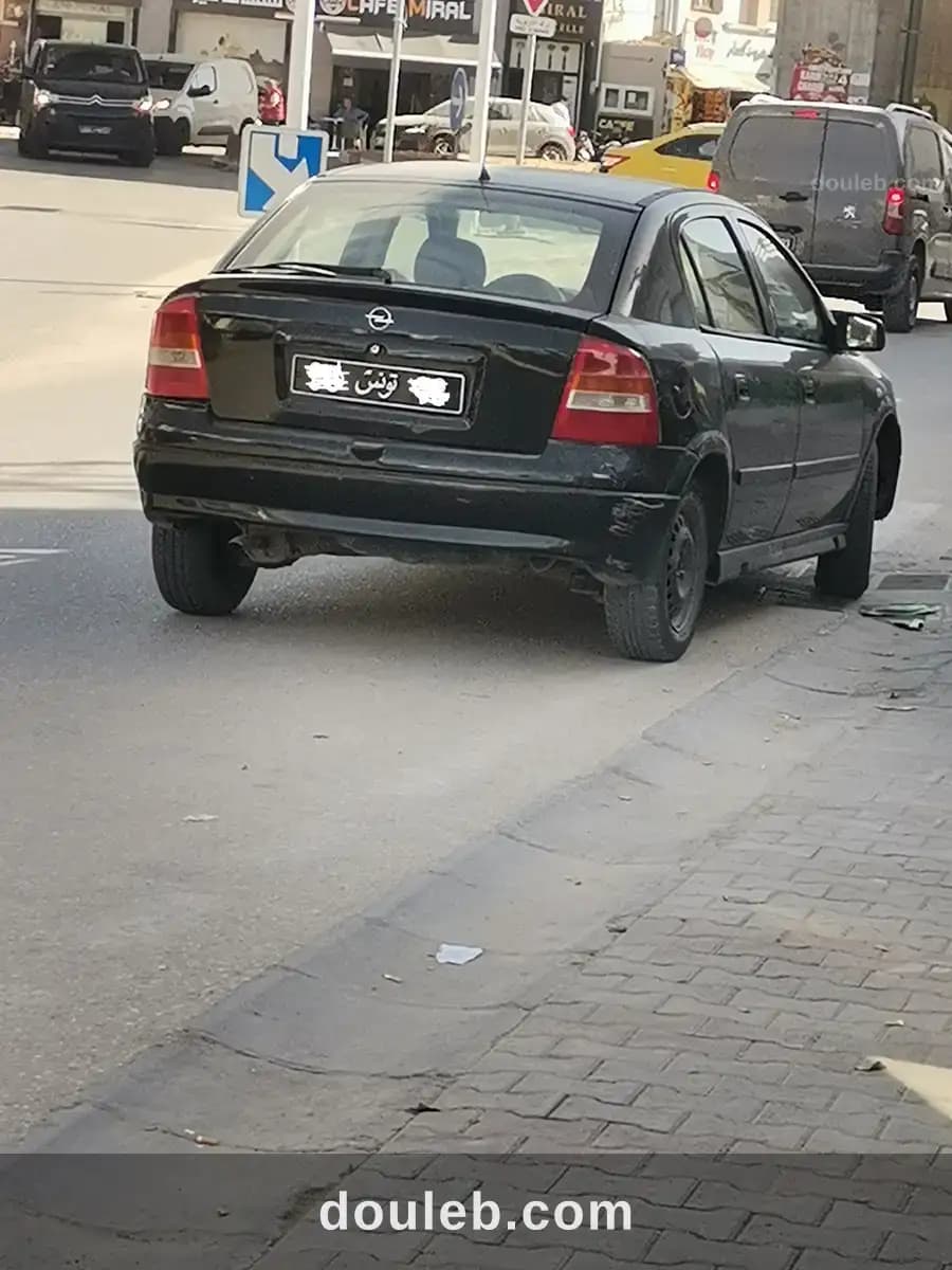 Opel astra g en bon état général - Miniature 2