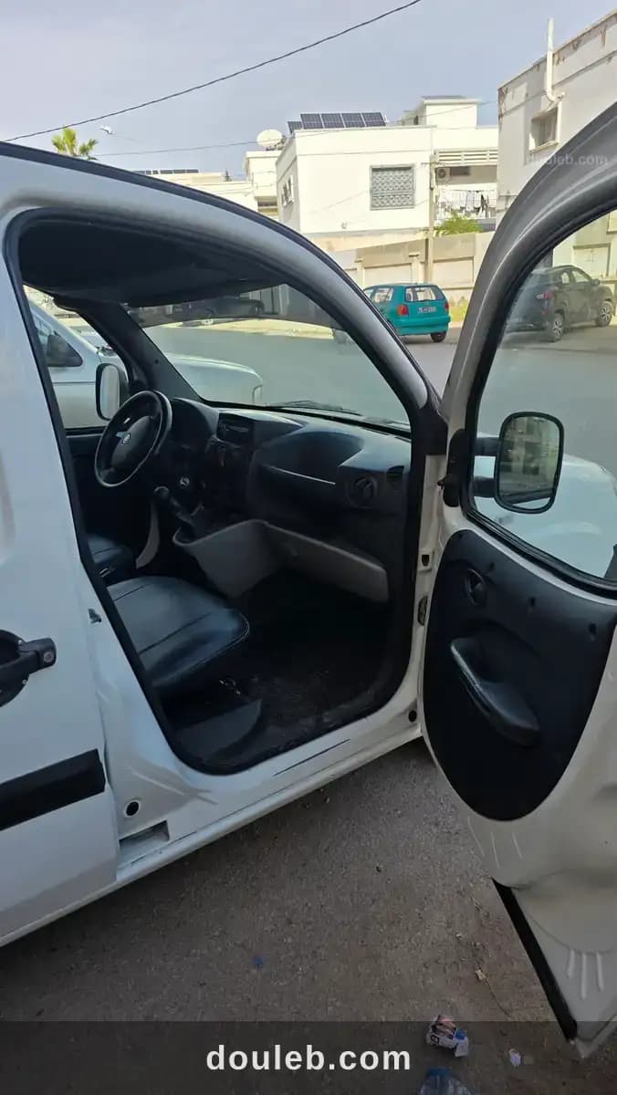 Fiat doblo 1er main - Miniature 4