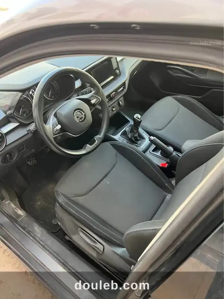 Skoda fabia derniere generation 2023 82 mille km - Miniature 3