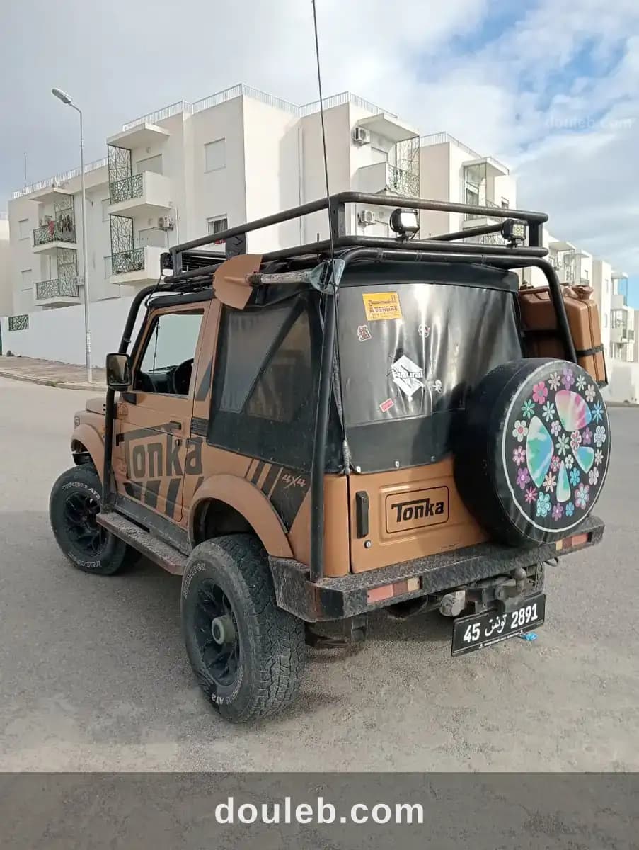 Unique suzuki samurai cabriolet - Miniature 2