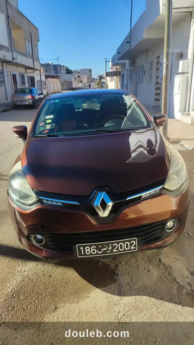 Clio 4 montage français - Photo 1