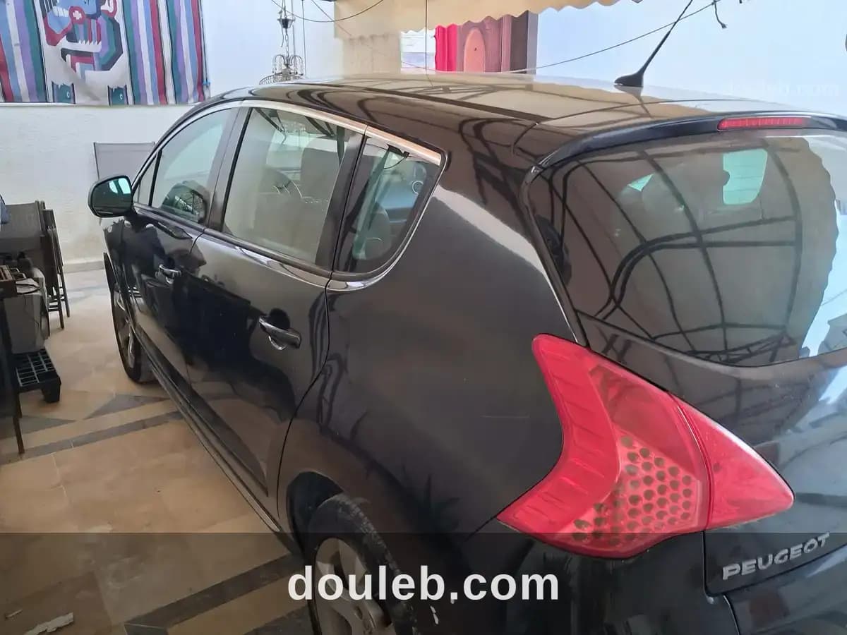 Peugeot 3008 - Miniature 3