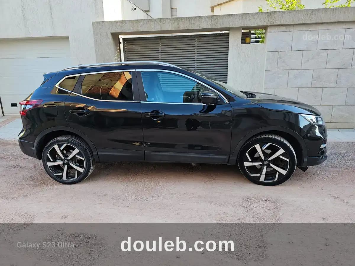 Nissan qashqai tekna plus - Miniature 2
