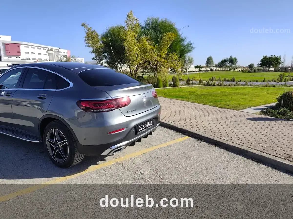 Mercedes glc 200 - Miniature 4