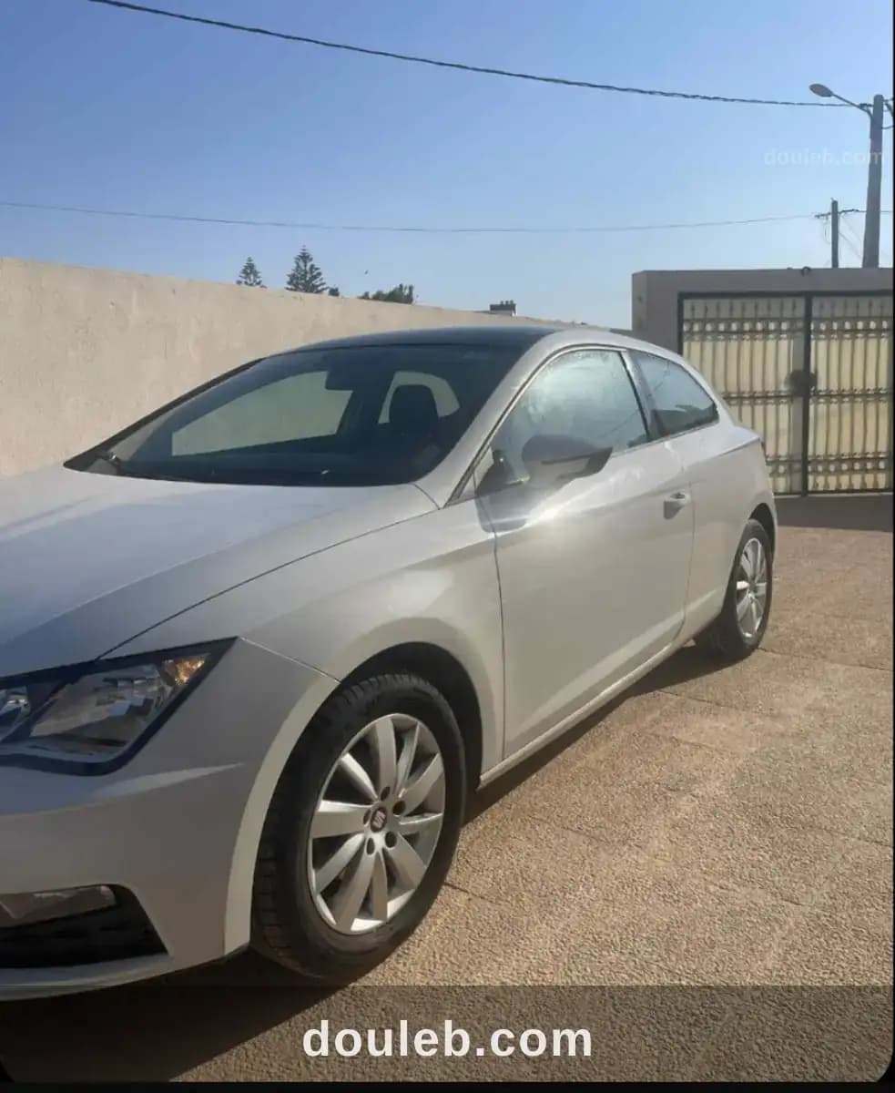 Belle seat leon - Miniature 2