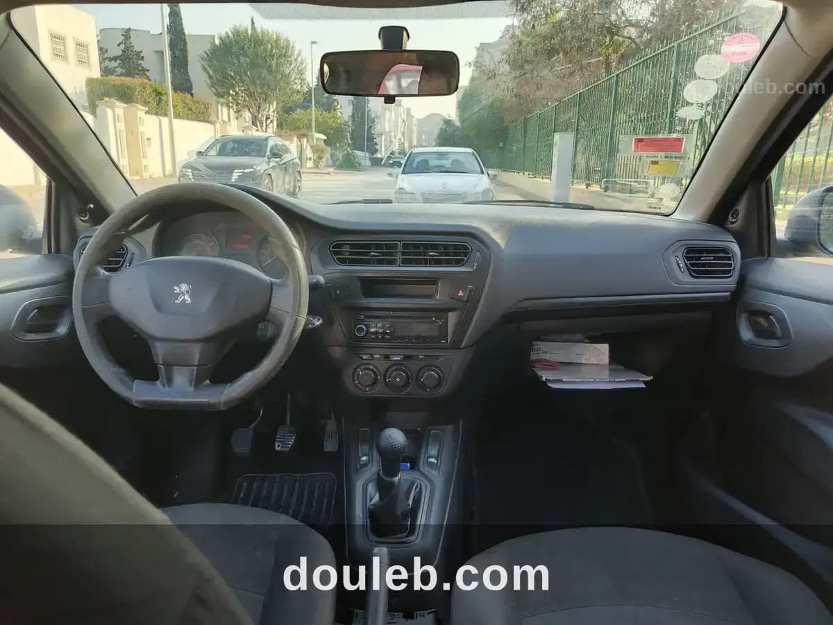 Peugeot 301 - Miniature 4