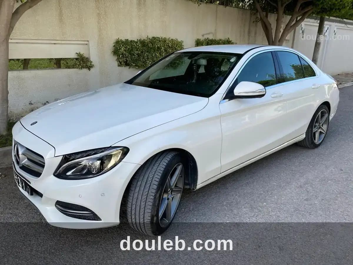 Mercedes c180 w205 - Miniature 4