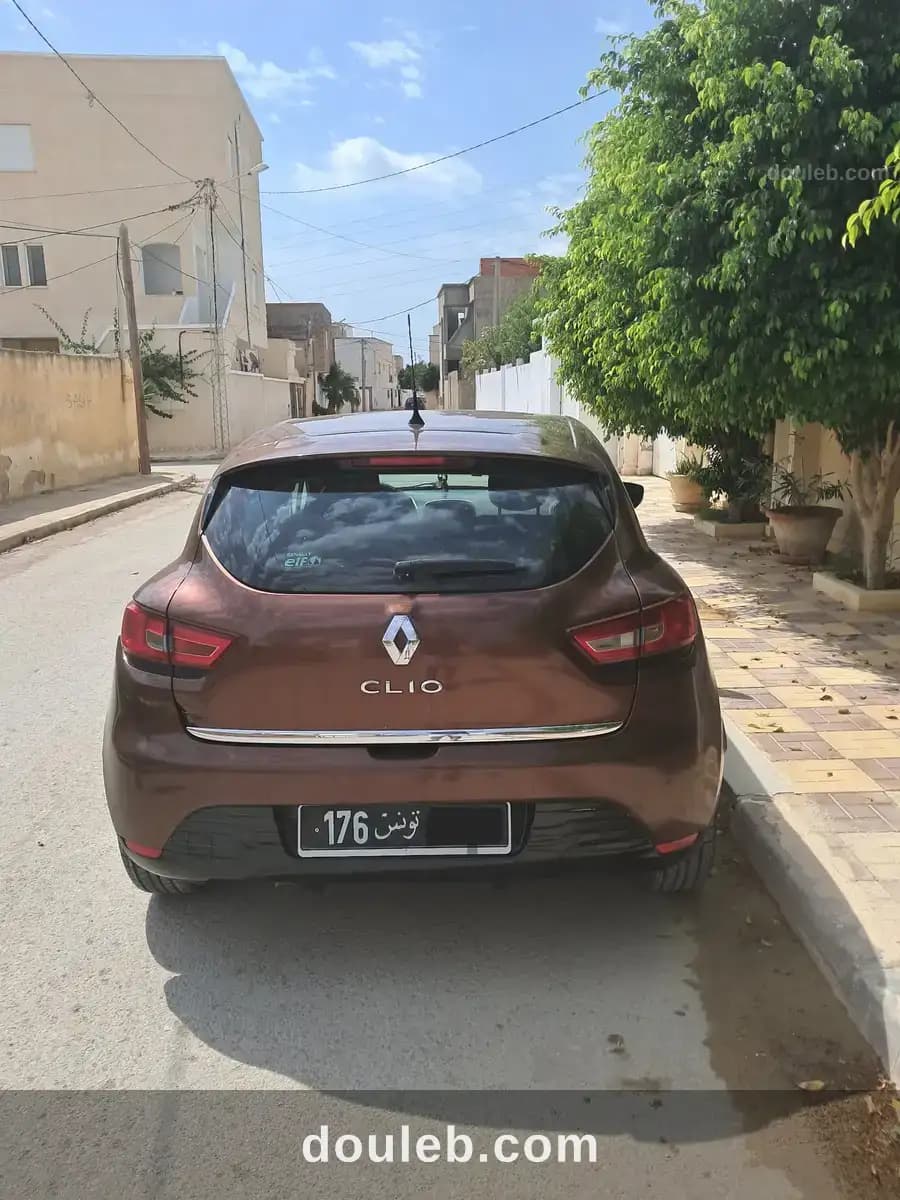 Renault clio 4 - Miniature 2