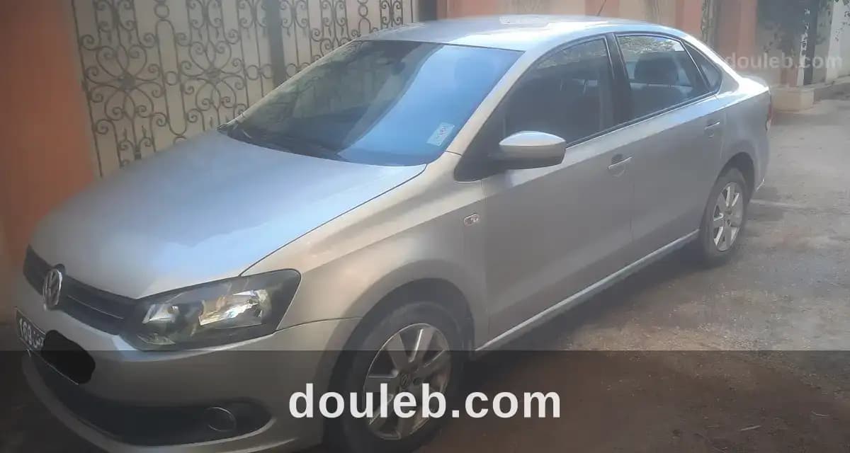 Polo sedan highline 1 main - Miniature 3