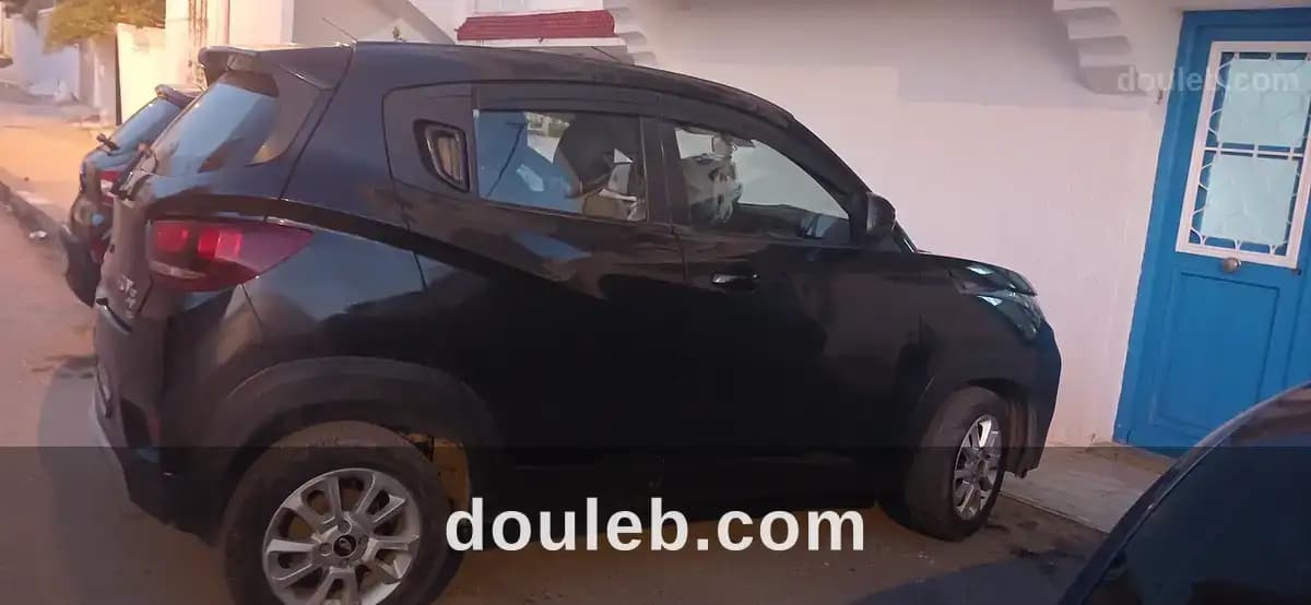 Mahindra kuv 100 k8 essence 1pt2 5 cheveux - Miniature 4