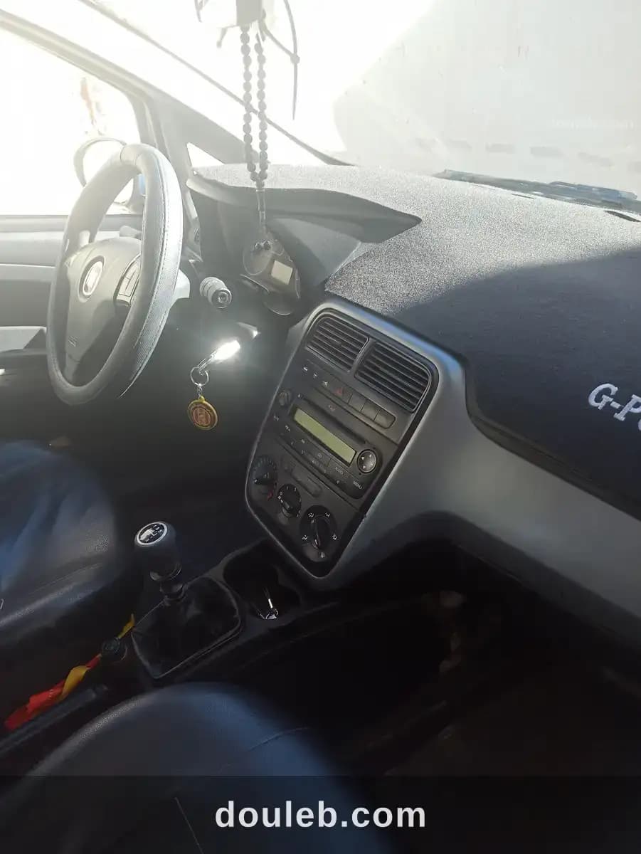 Fiat grandi punto - Miniature 3