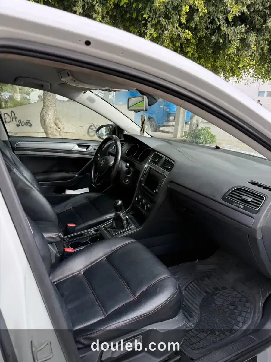 Golf 7 tsi bluemotion trés bonne état - Miniature 4
