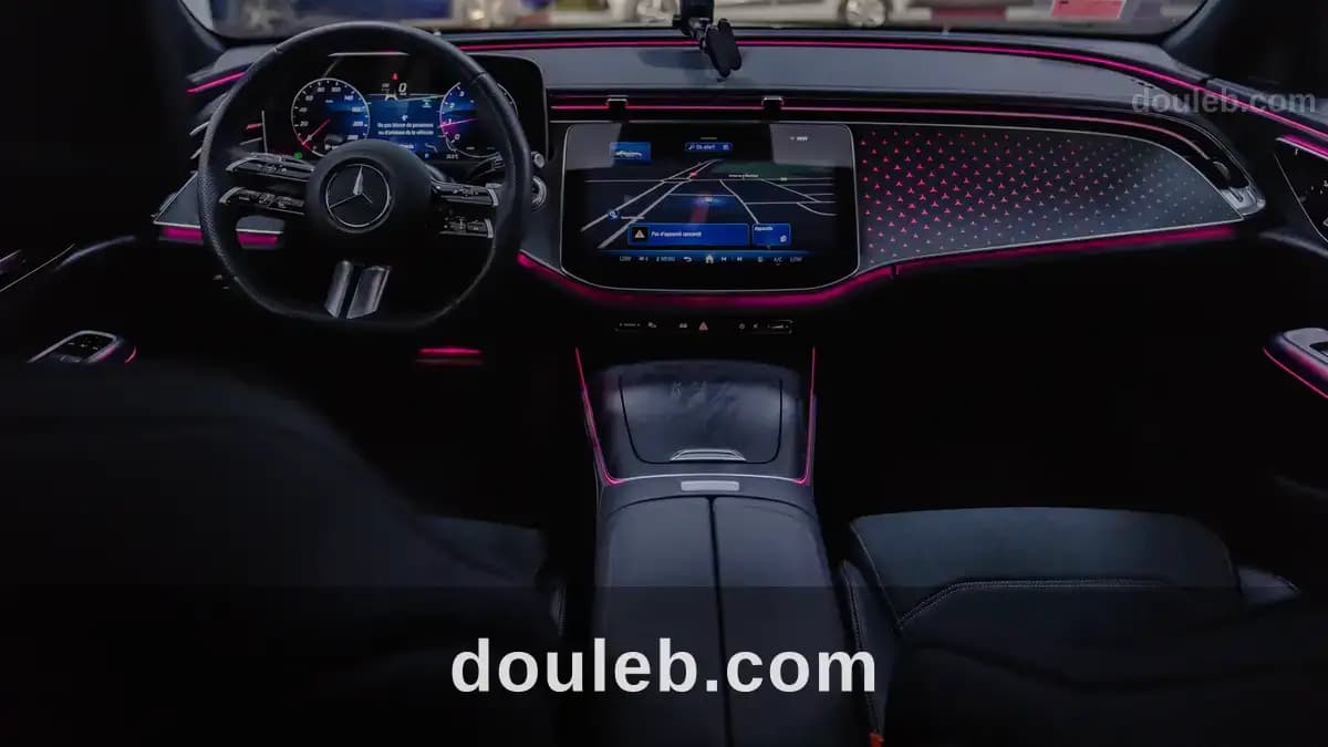 Mercedes benz amg e200 - Miniature 2