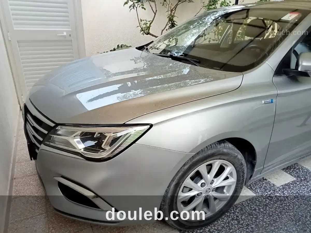 Belle voiture mg5 - Photo 1