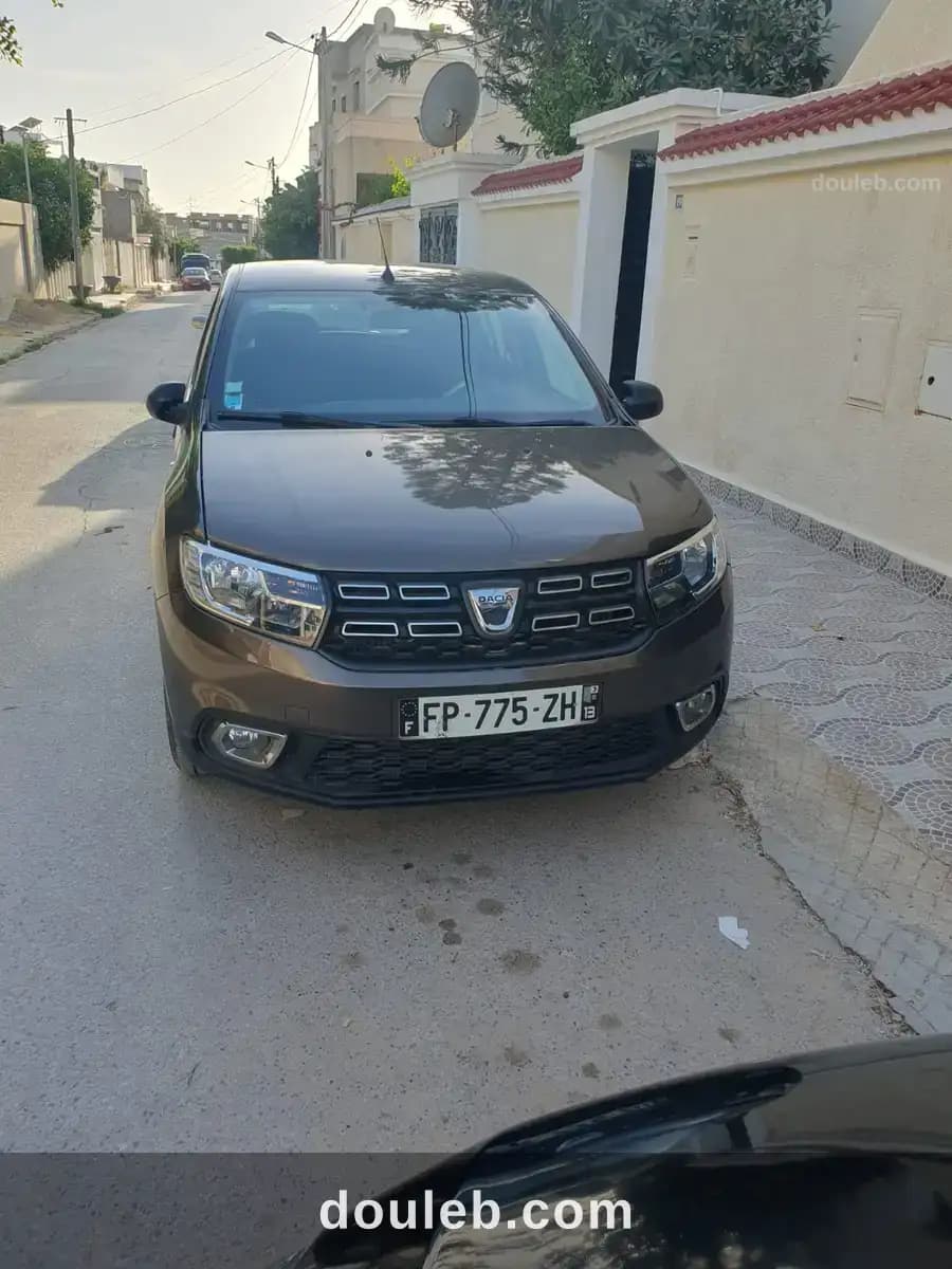 Dacia sandero toutes options moteur 0 9 tce - Photo 1