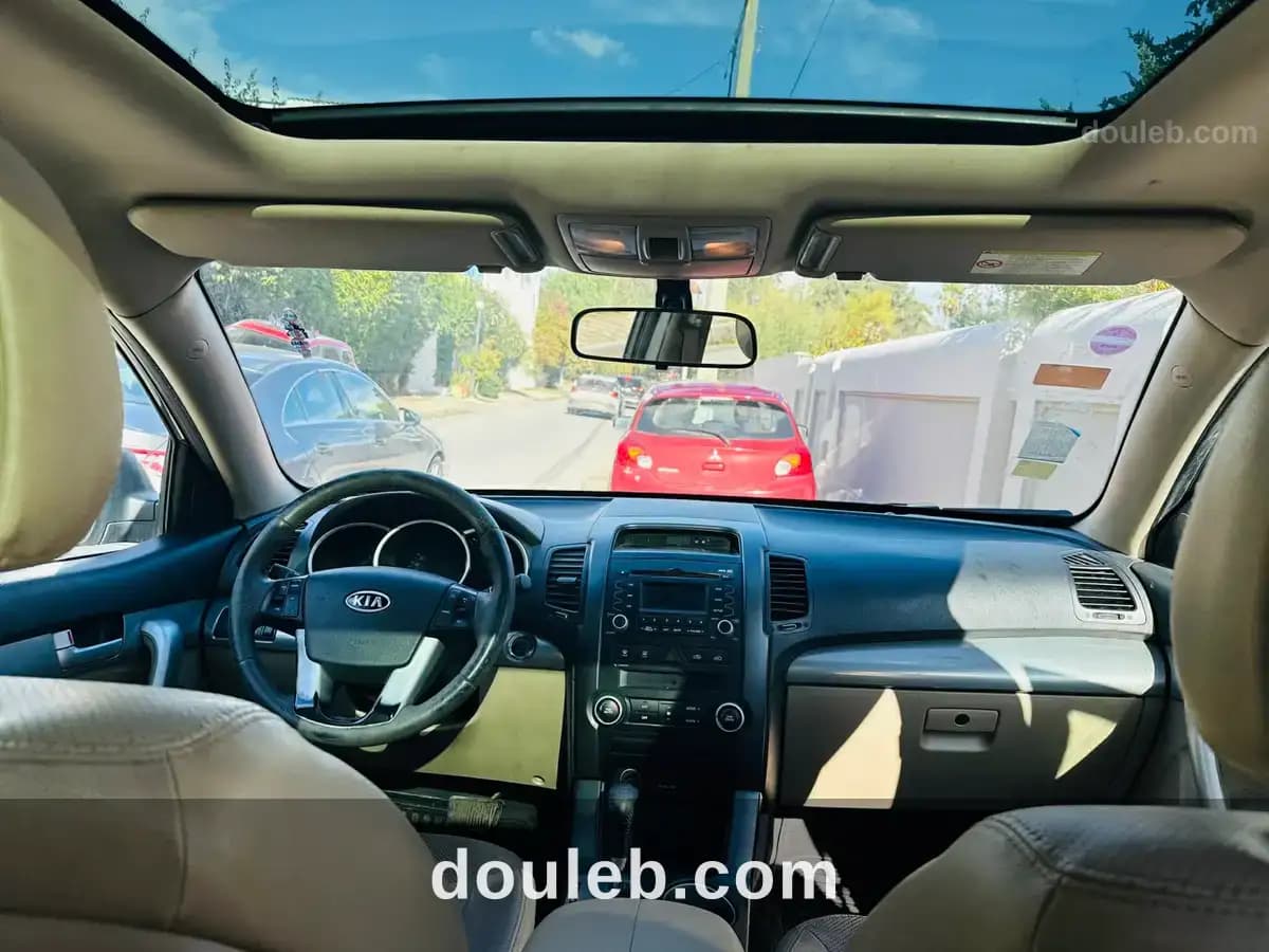 Kia sorento 295 000 km premiere main automatique - Miniature 4