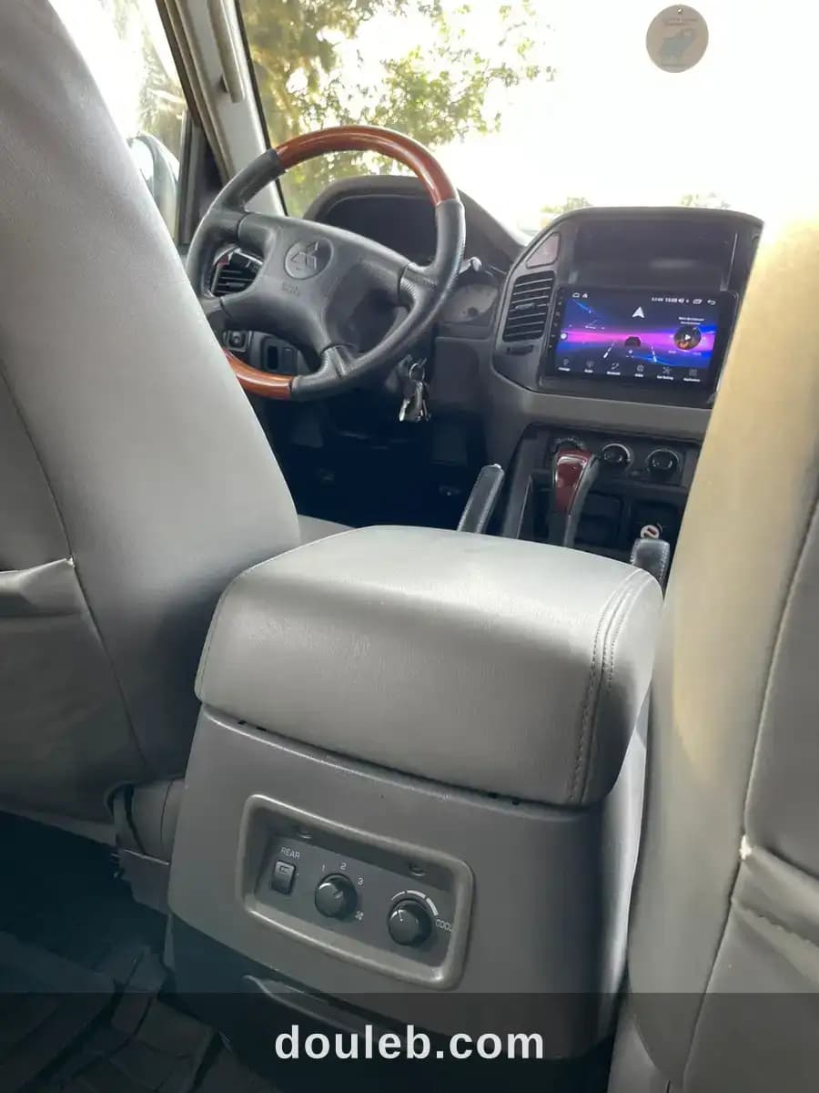 Mitsubishi pajero gls tu 127 année 2007 - Miniature 5
